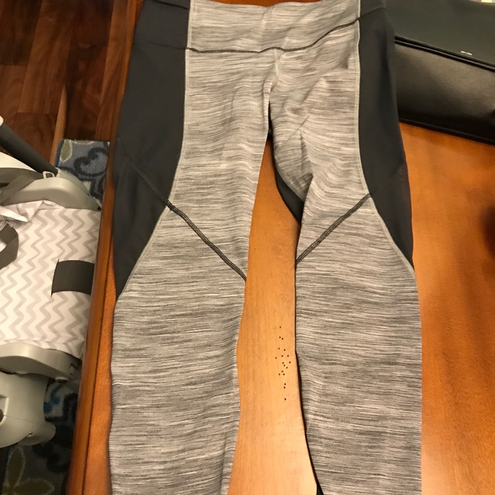 Lululemon 3/4 Length Workout Pants
